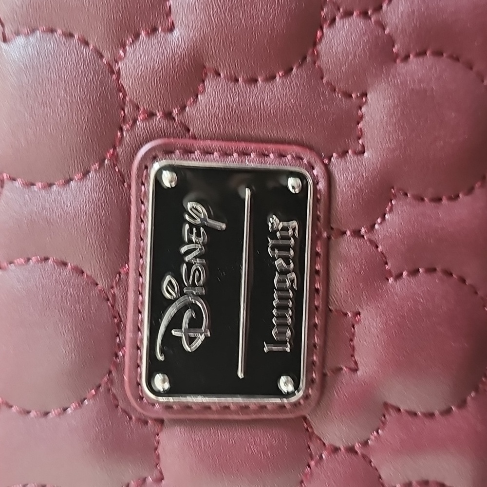 NWT Loungefly Disney Minnie Mouse Quilted Crossbody Burgundy Handbag Bow Satchel - Picture 3 of 8